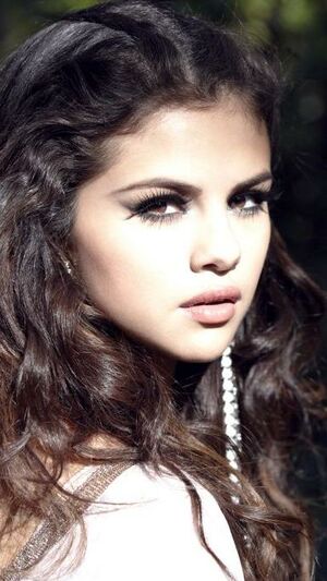 Selena Gomez - In The Dark