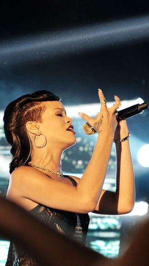 Rihanna - Pon de Replay