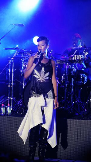 Rihanna - Unfaithful