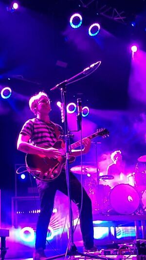 Milky Chance - Camouflage