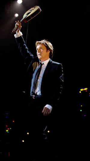 Paul McCartney - Wonderful Christmastime