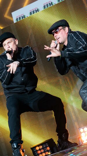 East 17 - Around The World