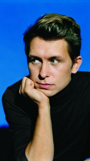 Robbie Williams - Strong