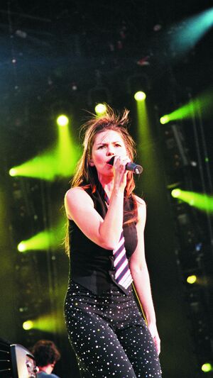 Shania Twain - When You Kiss Me