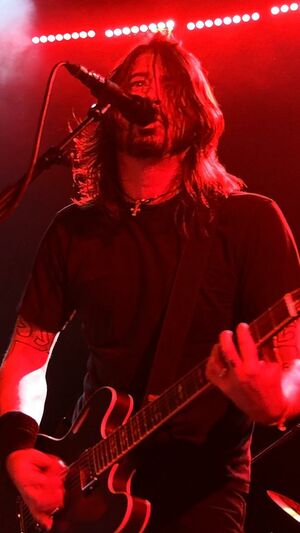 Foo Fighters - Your Favorite Toy