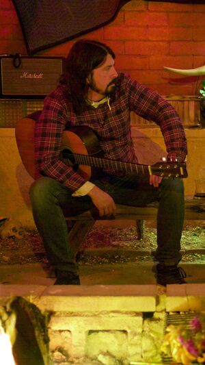 Foo Fighters - Asking For A Friend