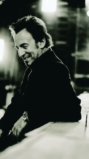 Bruce Springsteen - Streets Of Philadelphia