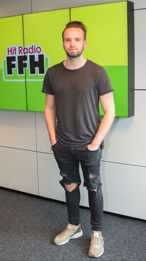 Topic x A7S - Kernkraft 400 (A Better Day)