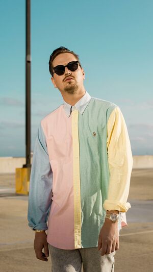 Robin Schulz & Topic feat. Oaks - One By One