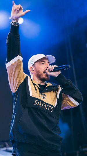 VEGA, CASPER & MONTEZ - AM BODEN BLEIBEN