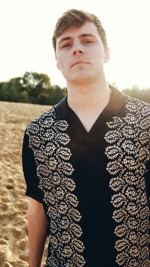 Tom Gregory x VIZE - Make It Right