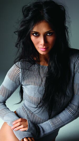 Nicole Scherzinger ft Will I am - Baby Love