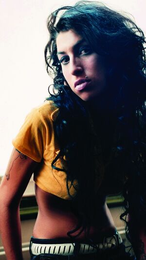 AMY WINEHOUSE - I SAW MOMMY KISSING SANTA CLAUS