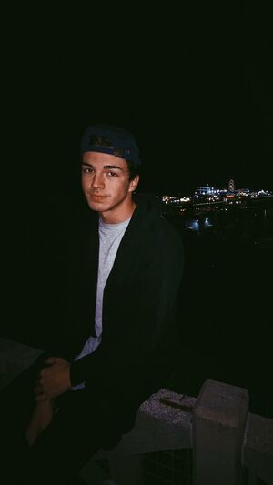 Surf Mesa feat. Emilee - ily (I love you baby)