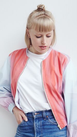 LEA & CAPITAL BRA - 7 STUNDEN