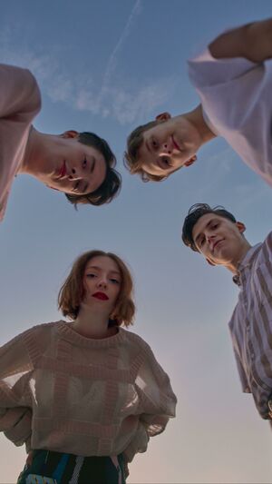 PURPLE DISCO MACHINE & SOPHIE AND THE GIANTS - HYPNOTIZED