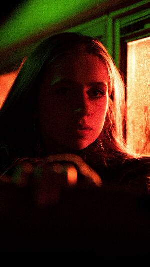 TATE MCRAE - TIT FOR TAT