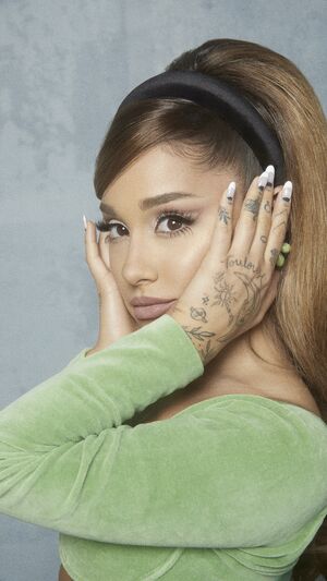 ARIANA GRANDE - IMAGINE