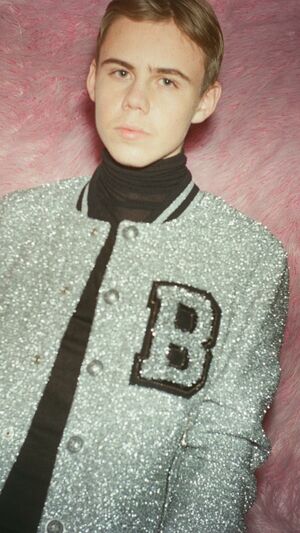 THE KID LAROI - HOW DOES IT FEEL?