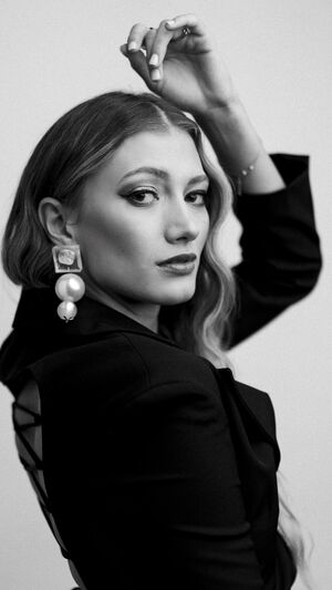 LEONY FT IMRAN - THE WEEKEND