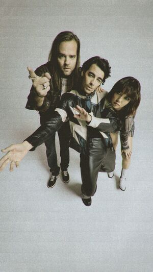 DNCE - Cake By The Ocean