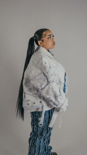 Jax Jones, Zoe Wees - Never Be Lonely