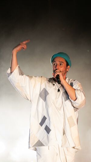 Deepend feat. Graham Candy - Waiting For The Summer