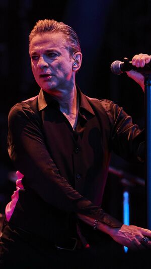 Depeche Mode - Shake The Disease