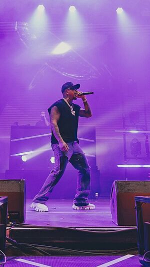 LUCIANO X AITCH FT BIA - BAMBA