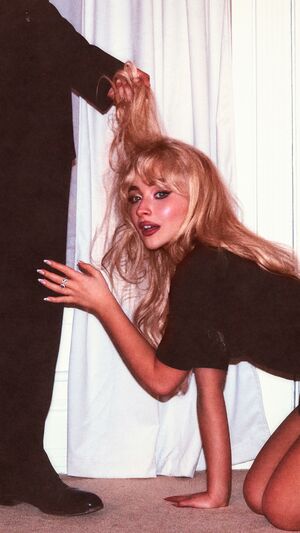 SABRINA CARPENTER - MANCHILD