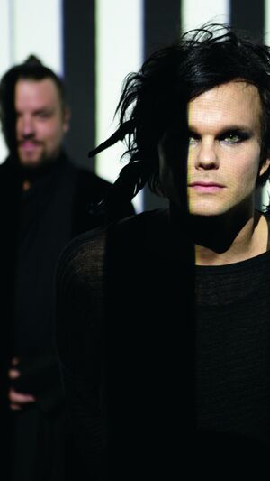 The Rasmus - Love Is A Bitch