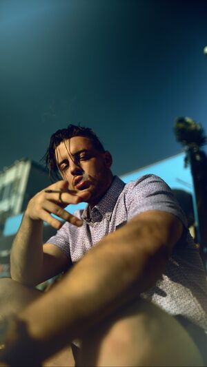 BAUSA & APACHE 207 - MADONNA